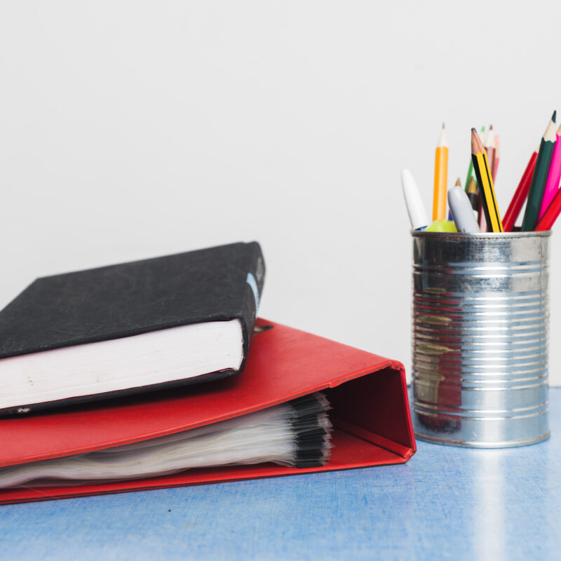 Obtenir le Diplôme d'État d'Éducateur Spécialisé (DEES) par la VAE avec L'enfantScop'.